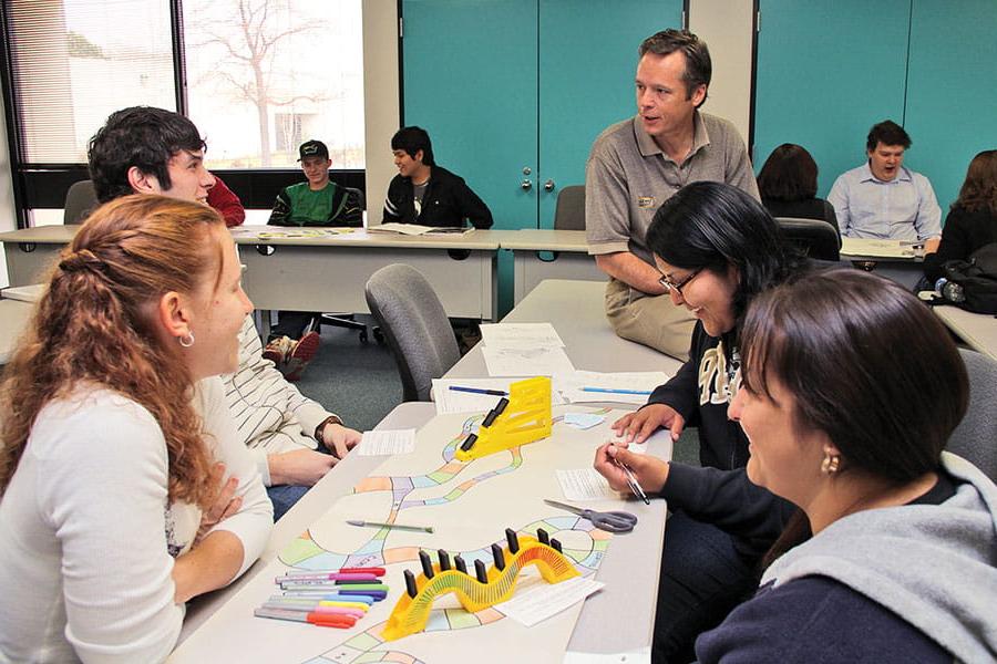 Students in their business class at SJC.